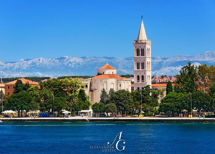 Luxury Apartment Sunset Zadar - With Garage And Balcony