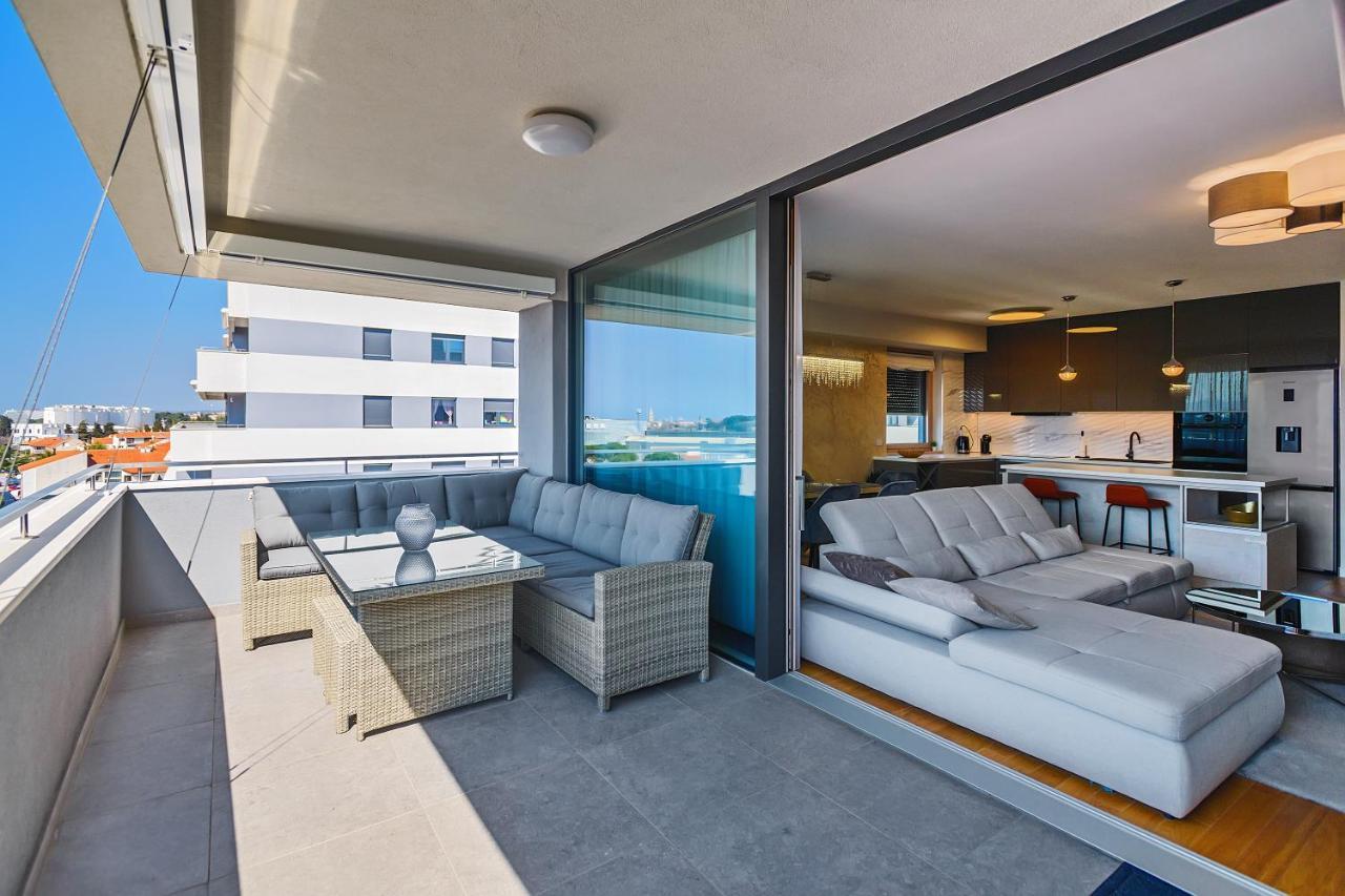 Luxury Sunset - With Garage And Balcony