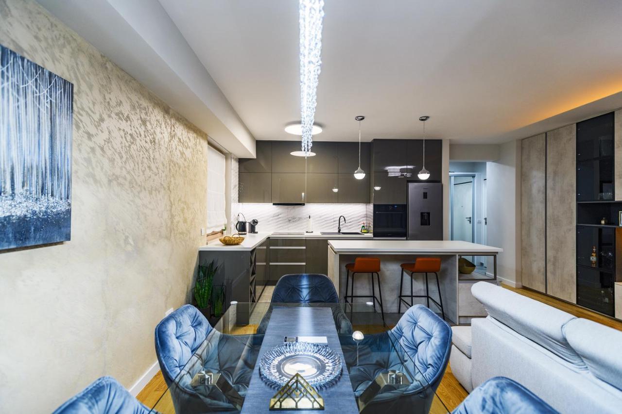 Luxury Sunset - With Garage And Balcony Apartment