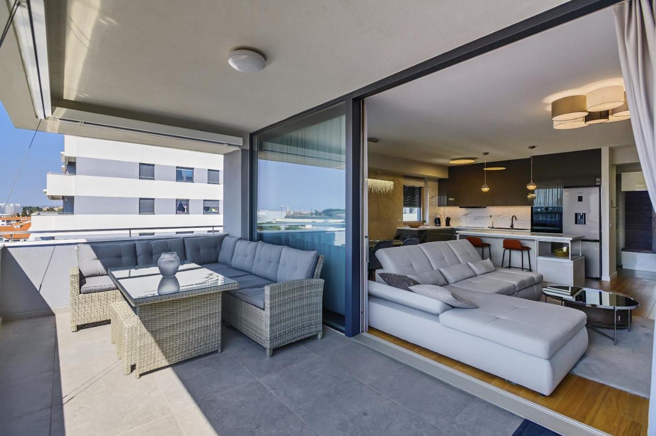 Apartment Luxury Sunset - With Garage And Balcony *