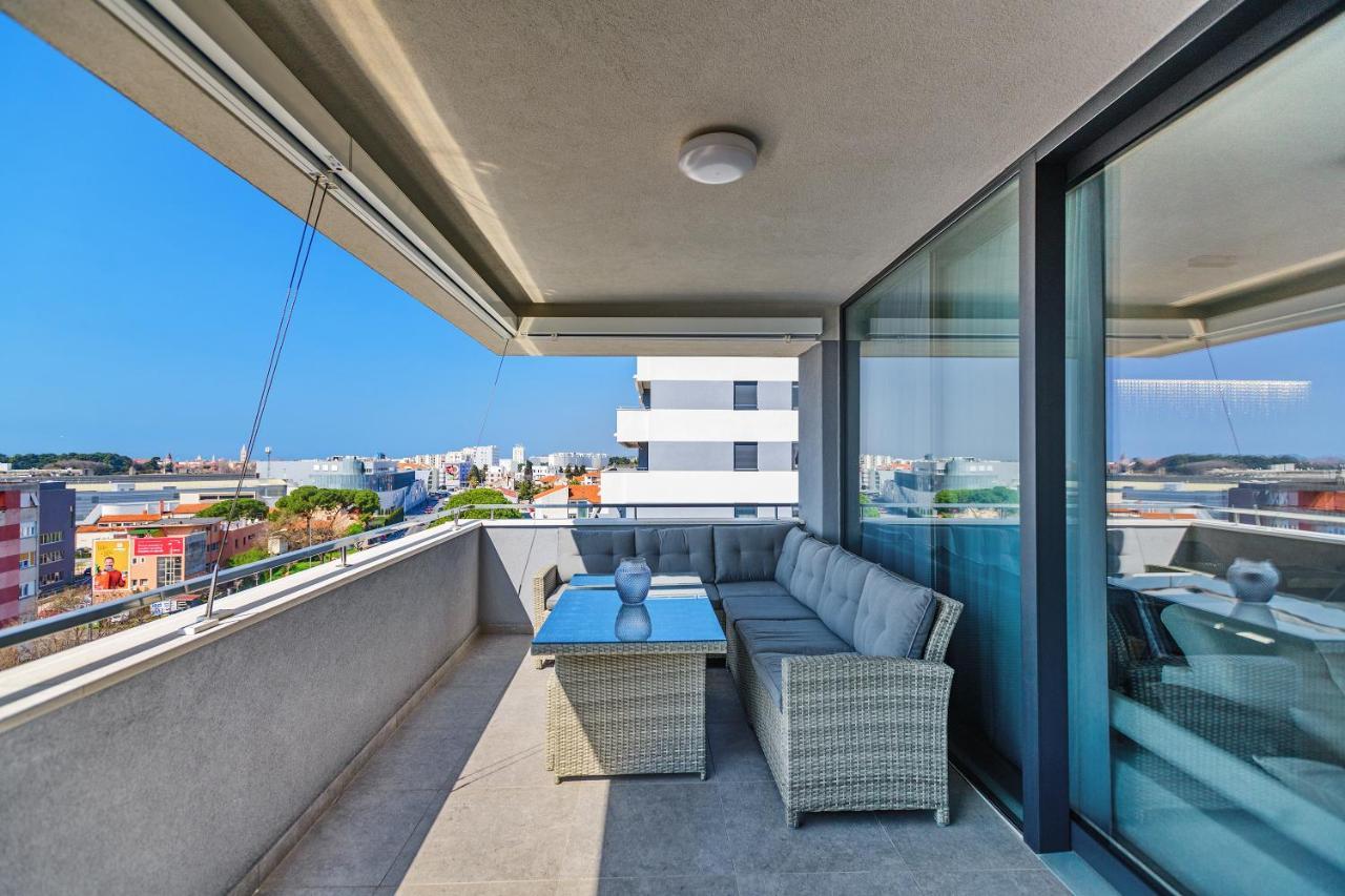 Apartment Luxury Sunset - With Garage And Balcony